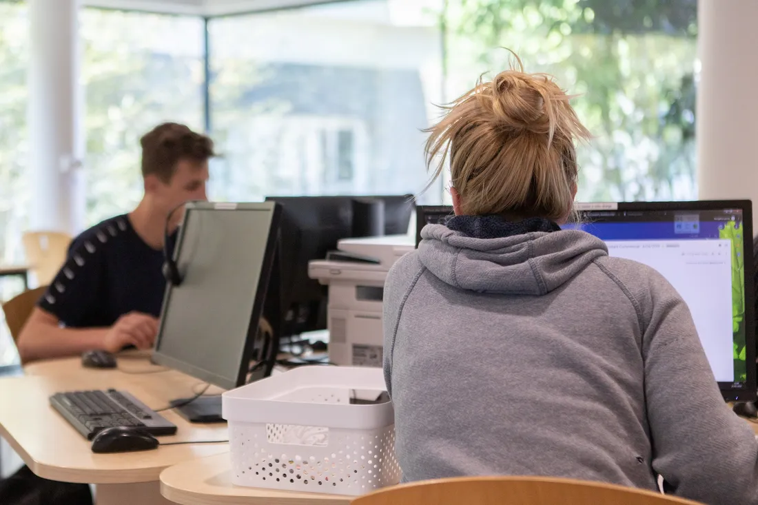 Des espaces de révision à la médiathèque de Pornichet